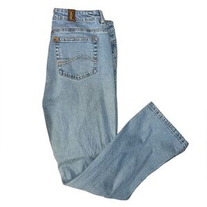 Aura by The Women at Wrangler Regular Mid Rise Blue Jeans Size 12 Average